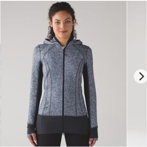 Lululemon Daily Practice Jacket Size 6 Rio Mist White Black Deep Coal Color